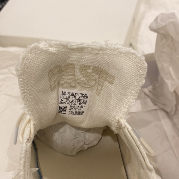 Daniel Arsham x Adidas Originals New York Sneakers - Picture 10 of 11